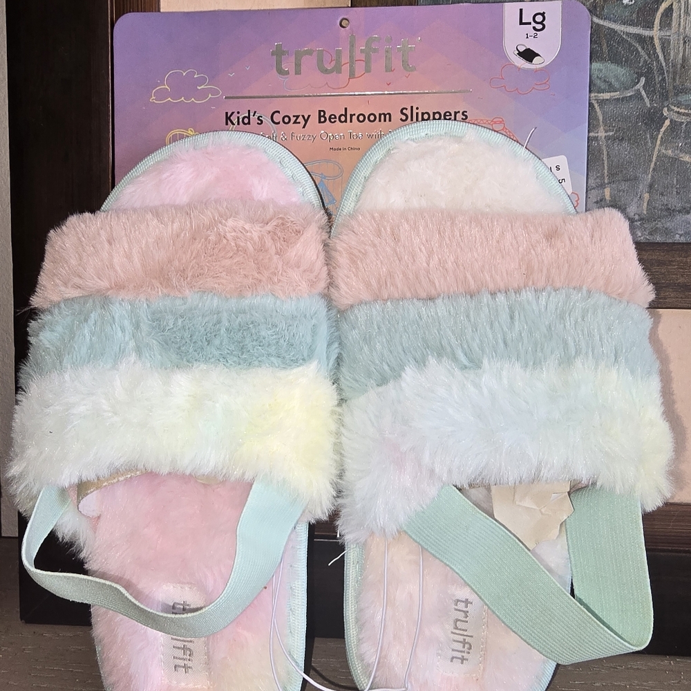 TRULFIT  KIDS COZY BEDROOM SLIPPERS